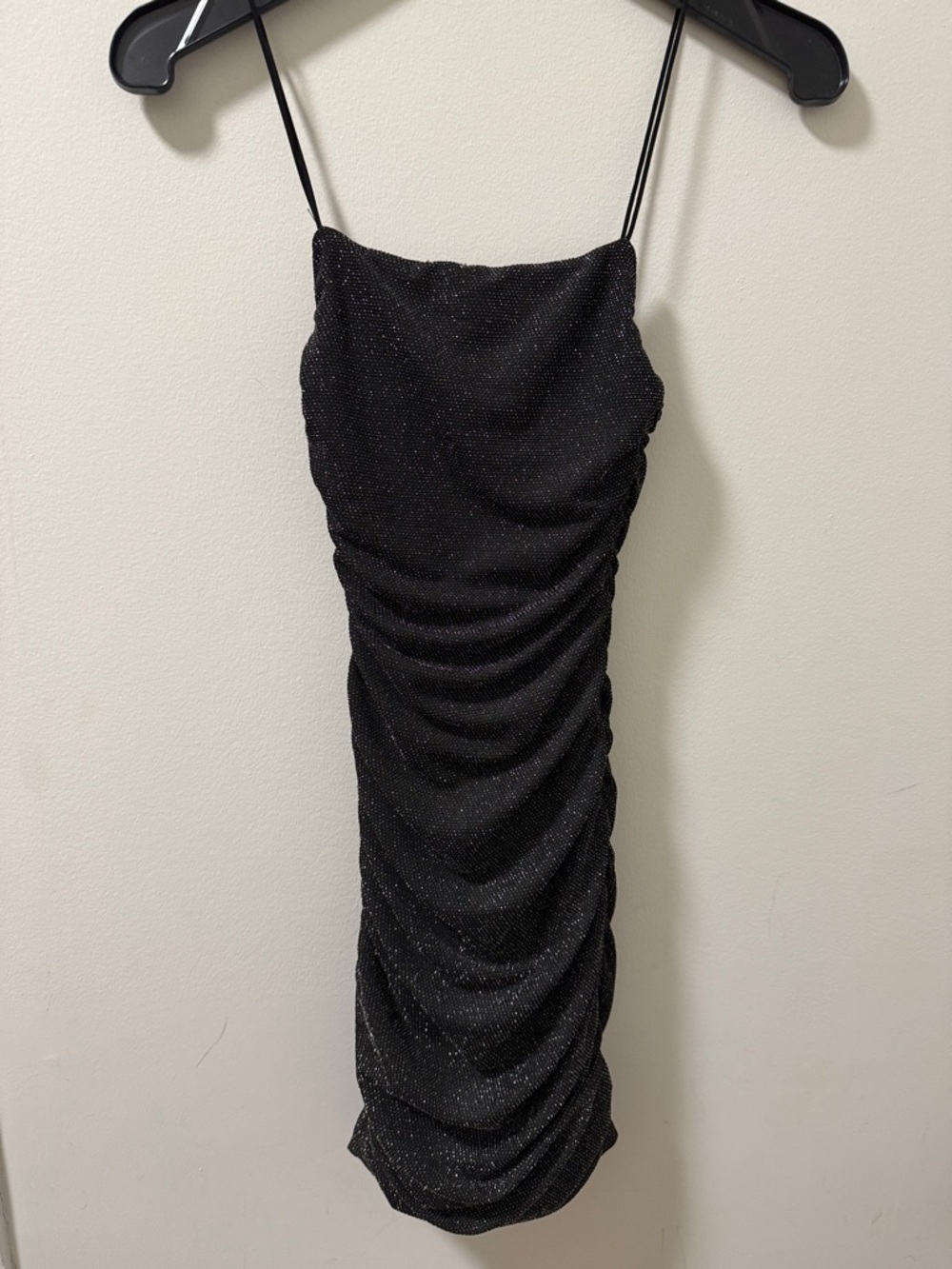 Princess Polly Reeva Ruched Women’s Mini Dress in Black & Silver. Size 0.
